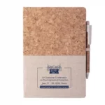 Carnet en liège et en tissu beige beige floqué avec le nom de la conférence ECTP 2026, ainsi que la date et le lieu